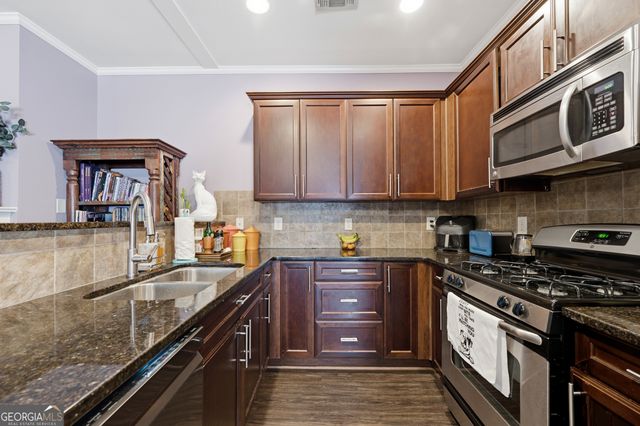 1090 N Village Drive, Decatur, GA 30032