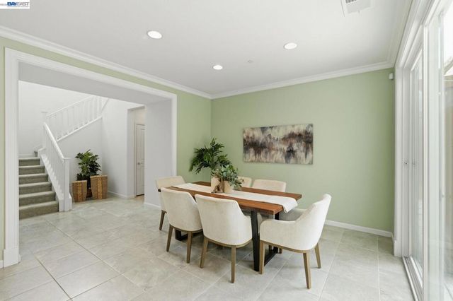 2352 Augusta Ave, Tracy, CA 95377