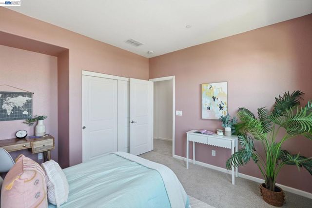 2352 Augusta Ave, Tracy, CA 95377