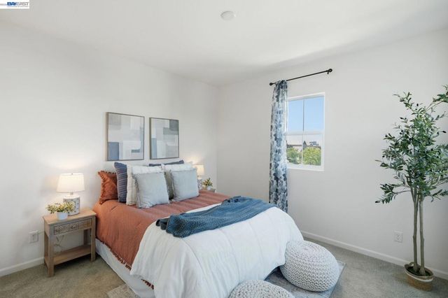 2352 Augusta Ave, Tracy, CA 95377