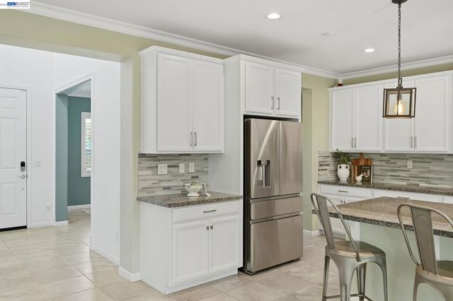 2352 Augusta Ave, Tracy, CA 95377