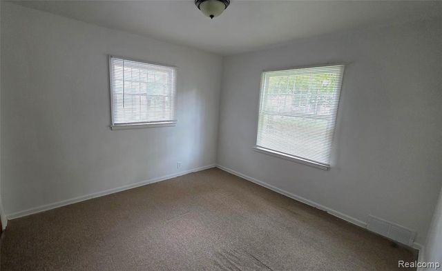 5813 Winthrop Boulevard, Flint, MI 48505