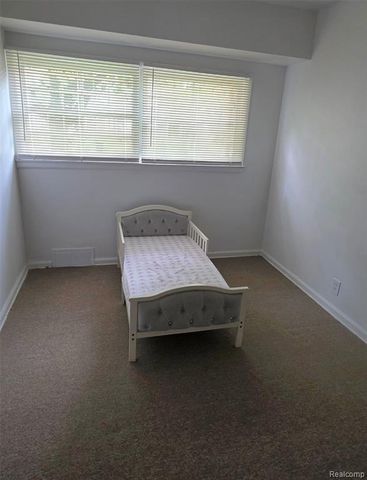 5813 Winthrop Boulevard, Flint, MI 48505
