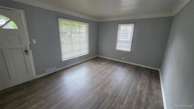 5813 Winthrop Boulevard, Flint, MI 48505