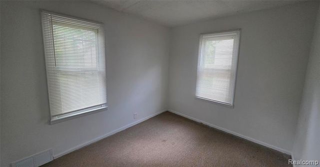 5813 Winthrop Boulevard, Flint, MI 48505