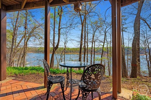 997 Rue Fleur de Lis, Lavonia, GA 30553
