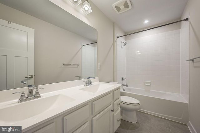 1228 HOOK DR, Middletown, DE 19709