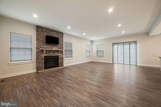 1228 HOOK DR, Middletown, DE 19709