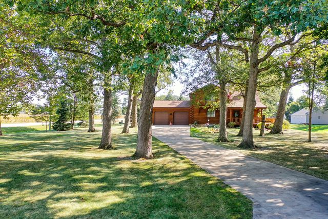 3527 S Wayne Avenue, St. Anne, IL 60964