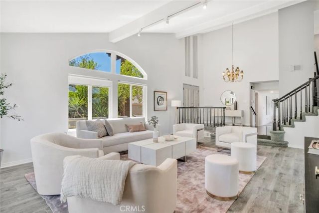 20138 Greenbriar, Tarzana, CA 91356