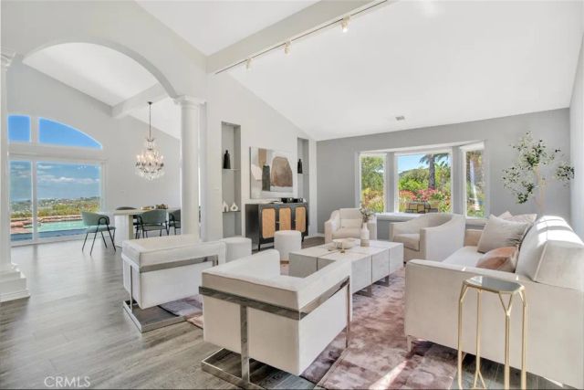 20138 Greenbriar, Tarzana, CA 91356