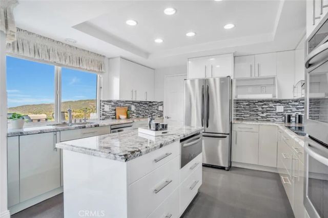 20138 Greenbriar, Tarzana, CA 91356