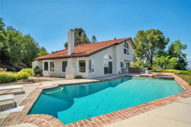 20138 Greenbriar, Tarzana, CA 91356