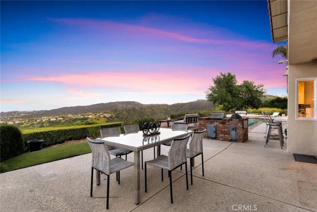 20138 Greenbriar, Tarzana, CA 91356