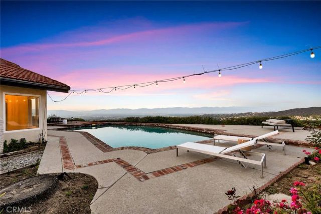 20138 Greenbriar, Tarzana, CA 91356