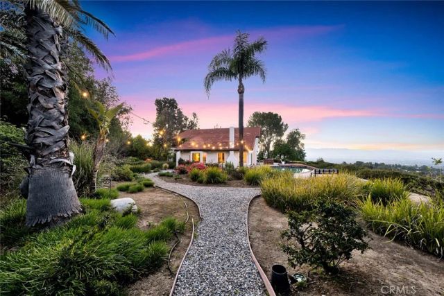20138 Greenbriar, Tarzana, CA 91356
