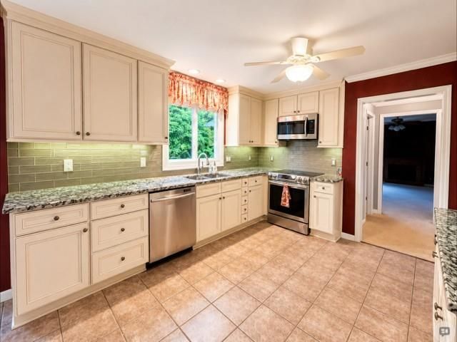 3176 Country Club Court, Kennesaw, GA 30144