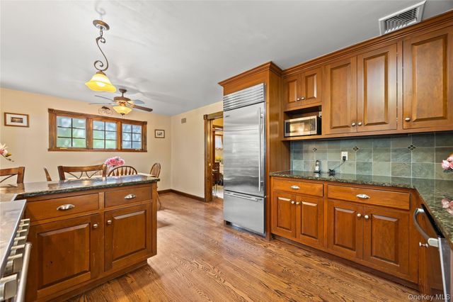 378 Beverly Road, Douglaston, NY 11363