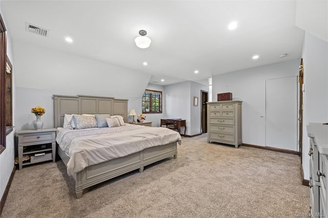 378 Beverly Road, Douglaston, NY 11363