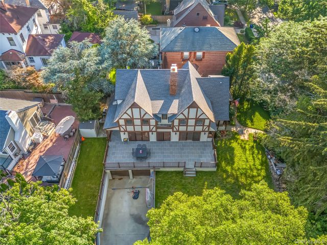 378 Beverly Road, Douglaston, NY 11363