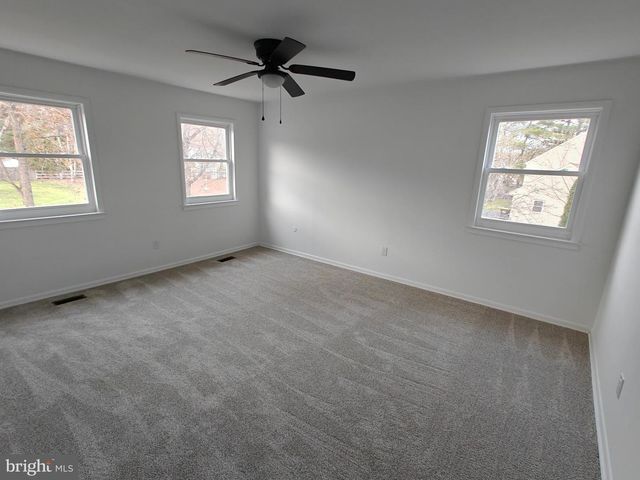 1925 FOSTER RD, Hatfield, PA 19440