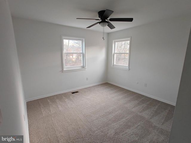 1925 FOSTER RD, Hatfield, PA 19440