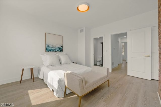62 Union St, Jersey City, NJ 07304