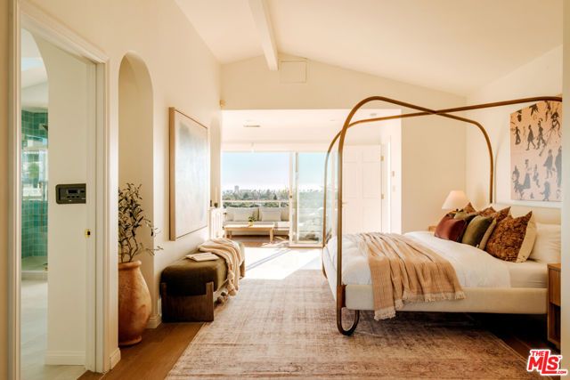 905 Berkeley Street, Santa Monica, CA 90403