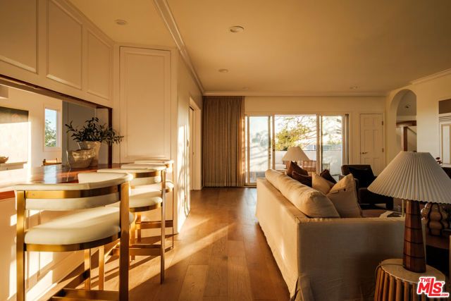 905 Berkeley Street, Santa Monica, CA 90403