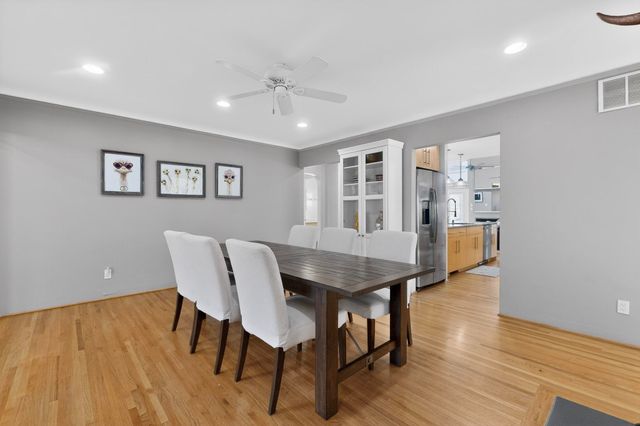 1212 Calle Del Sol NE, Albuquerque, NM 87106