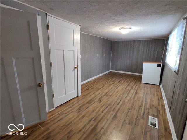 844 W Franklin Street, Shelbyville, IN 46176