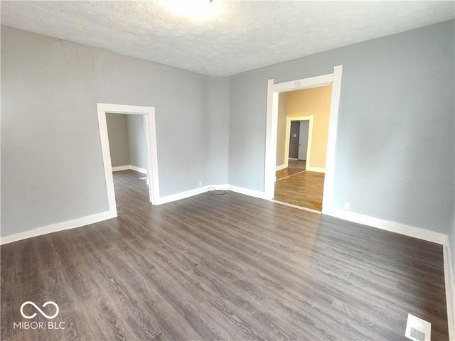 844 W Franklin Street, Shelbyville, IN 46176