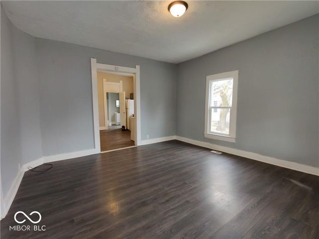 844 W Franklin Street, Shelbyville, IN 46176