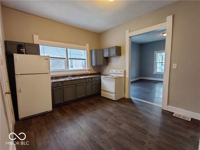 844 W Franklin Street, Shelbyville, IN 46176