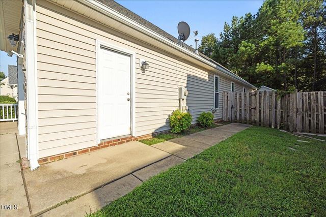 3148 La Costa Way, Raleigh, NC 27610