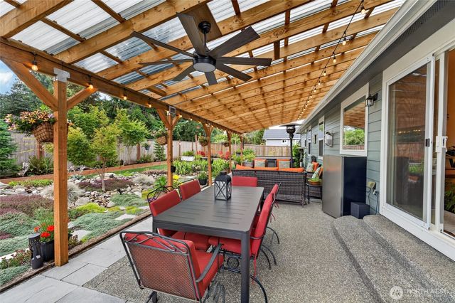 162 E Cobblestone Lane, Sequim, WA 98382