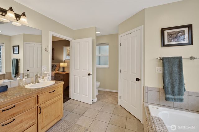 162 E Cobblestone Lane, Sequim, WA 98382
