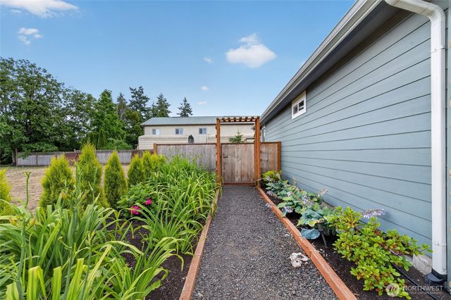 162 E Cobblestone Lane, Sequim, WA 98382