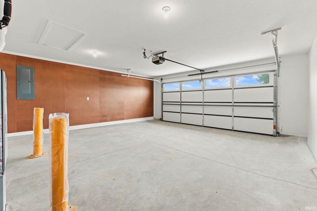 10943 Wild Iris Cove, Fort Wayne, IN 46818