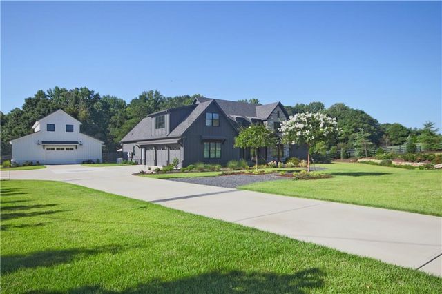400 Lower Union Hill Road, Canton, GA 30115