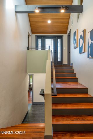 2521 Lake Ridge Shores Circle, Reno, NV 89519