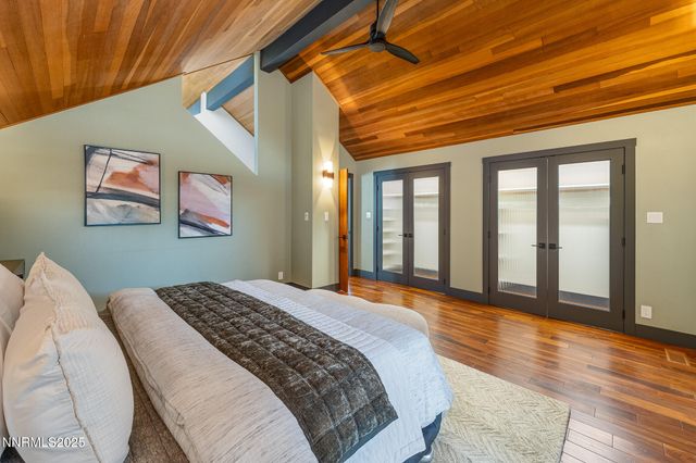 2521 Lake Ridge Shores Circle, Reno, NV 89519