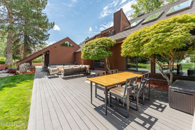 2521 Lake Ridge Shores Circle, Reno, NV 89519