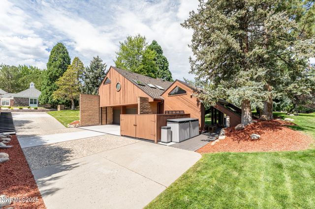 2521 Lake Ridge Shores Circle, Reno, NV 89519