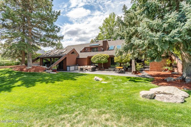 2521 Lake Ridge Shores Circle, Reno, NV 89519