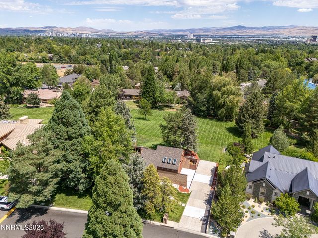 2521 Lake Ridge Shores Circle, Reno, NV 89519