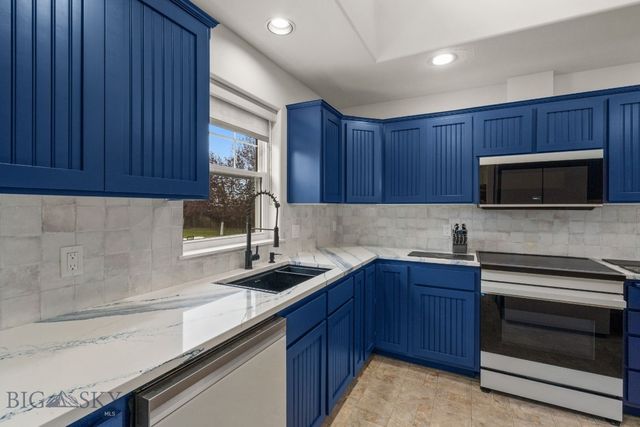 23 Landmark Drive, Belgrade, MT 59714