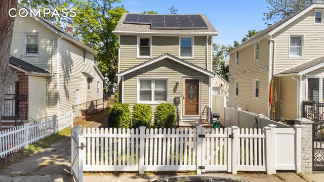 194-35 114th Drive, New York City, NY 11412