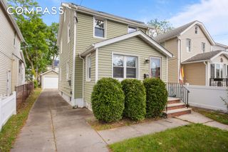 194-35 114th Drive, New York City, NY 11412