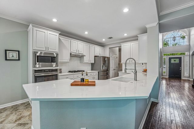 3417 Halsell CT, Austin, TX 78732